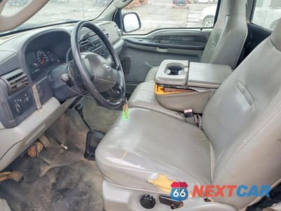 Zdjęcie 7 z 12 samochodu: 2006 FORD F250 SUPER DUTY VIN:1FTNF21506EB58473 - miniatura