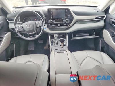 Zdjęcie 8 z 13 samochodu: 2021 TOYOTA HIGHLANDER HYBRID XLE VIN:5TDGBRCH4MS525208 - miniatura