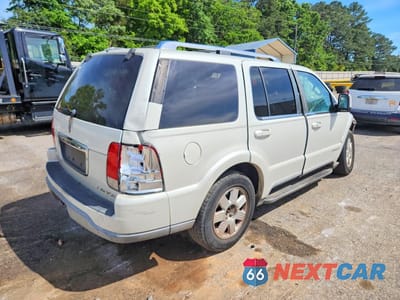 Trzecie zdjęcie samochodu z tyłu: 2003 LINCOLN AVIATOR VIN:5LMEU68H33ZJ01159 - miniatura