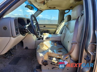 Zdjęcie 7 z 12 samochodu: 2000 GMC YUKON XL C1500 VIN:3GKEC16T0YG201560 - miniatura