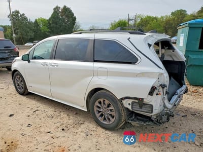 Drugie zdjęcie samochodu z przodu: 2021 TOYOTA SIENNA XLE 8-PASSENGER VIN:5TDJRKEC9MS030237 - miniatura