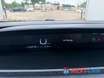 Zdjęcie 8 z 14 samochodu: 2019 TOYOTA PRIUS LE VIN:JTDKARFU5K3069420 - miniatura