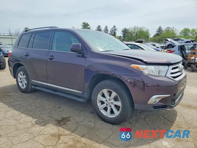 Czwarte zdjęcie samochodu z boku: 2011 TOYOTA HIGHLANDER SE VIN:5TDBK3EH7BS077791 - miniatura