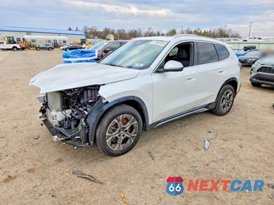 2024 BMW X1 XDRIVE28I WBX73EF05R5Z96814 - główne zdjęcie licytacji z USA - miniatura