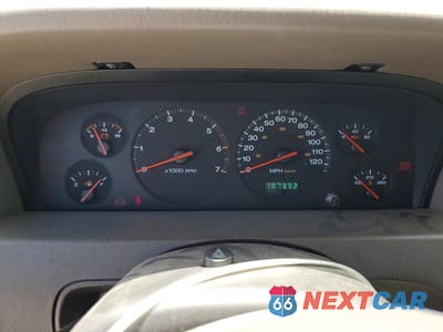 Zdjęcie 9 z 13 samochodu: 2001 JEEP GRAND CHEROKEE LAREDO VIN:1J4GX48S51C657149 - miniatura
