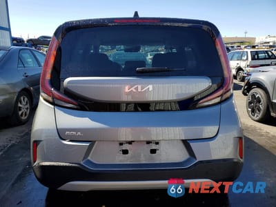 Zdjęcie 6 z 12 samochodu: 2023 KIA SOUL LX VIN:KNDJ23AU5P7861418 - miniatura