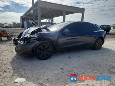 2025 TESLA MODEL 3 5YJ3E1EA1SF997049 - główne zdjęcie licytacji z USA - miniatura