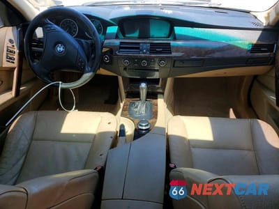 Zdjęcie 8 z 12 samochodu: 2007 BMW 525 XI VIN:WBANF335X7CS39249 - miniatura