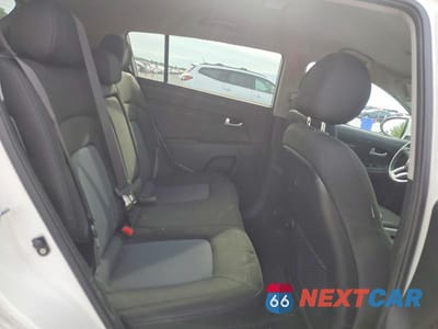 Zdjęcie 11 z 14 samochodu: 2016 KIA SPORTAGE LX VIN:KNDPB3AC4G7875568 - miniatura
