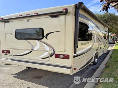 Czwarte zdjęcie samochodu z boku: 2016 FORD ECONOLINE E450 SUPER DUTY COMMERCIAL STRIPPED CHASSIS VIN:1FC4E4KS8GDC25410 - miniatura