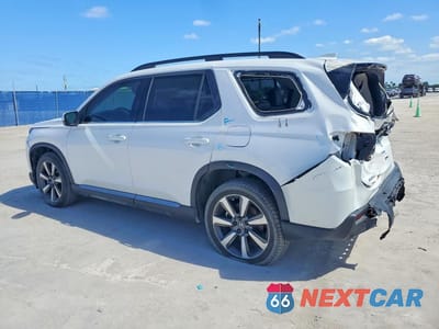 Drugie zdjęcie samochodu z przodu: 2024 HONDA PILOT TOURING VIN:5FNYG1H72RB023817 - miniatura