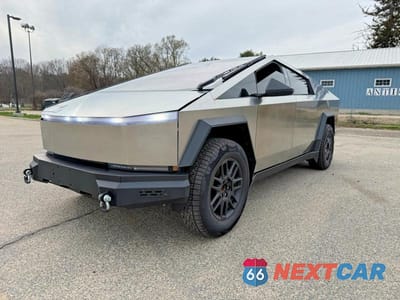 Drugie zdjęcie samochodu z przodu: 2024 TESLA CYBERTRUCK VIN:7G2CEHEE3RA048554 - miniatura