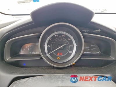 Zdjęcie 9 z 12 samochodu: 2016 MAZDA CX-3 SPORT VIN:JM1DKFB75G0130309 - miniatura
