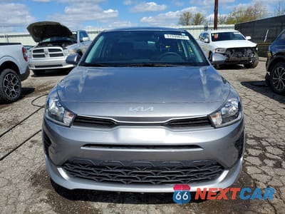 Piąte zdjęcie samochodu w środku: 2023 KIA RIO S VIN:3KPA24AD9PE619625 - miniatura