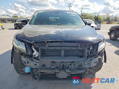 Piąte zdjęcie samochodu w środku: 2019 LINCOLN MKC RESERVE VIN:5LMCJ3C96KUL38870 - miniatura