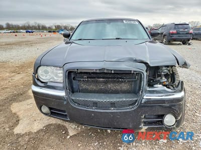Piąte zdjęcie samochodu w środku: 2008 CHRYSLER 300 LIMITED VIN:2C3LA33G78H149098 - miniatura