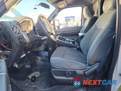 Zdjęcie 7 z 12 samochodu: 2016 FORD F450 SD AMBULANCE VIN:1FDUF4GT9GEC74278 - miniatura