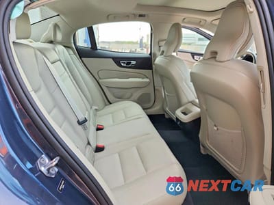 Zdjęcie 10 z 11 samochodu: 2020 VOLVO S60 T5 MOMENTUM VIN:7JR102FK6LG045076 - miniatura