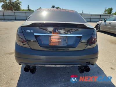 Zdjęcie 6 z 12 samochodu: 2010 MERCEDES-BENZ C 300 VIN:WDDGF5EB9AR113730 - miniatura