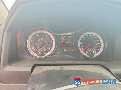Zdjęcie 9 z 12 samochodu: 2015 RAM 3500 ST VIN:3C63RPGL0FG555568 - miniatura