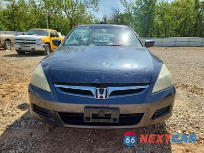 Piąte zdjęcie samochodu w środku: 2007 HONDA ACCORD EX VIN:1HGCM66827A058358 - miniatura