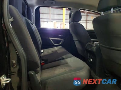 Zdjęcie 10 z 12 samochodu: 2021 NISSAN TITAN SV VIN:1N6AA1EFXMN526517 - miniatura