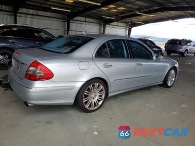 Trzecie zdjęcie samochodu z tyłu: 2008 MERCEDES-BENZ E 350 VIN:WDBUF56X78B297901 - miniatura
