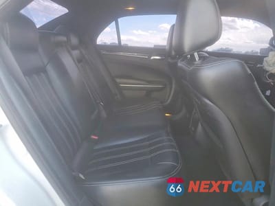 Zdjęcie 10 z 13 samochodu: 2021 CHRYSLER 300 S VIN:2C3CCABT2MH507019 - miniatura