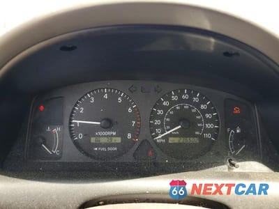 Zdjęcie 9 z 12 samochodu: 2002 TOYOTA COROLLA LE VIN:2T1BR18E32C555215 - miniatura
