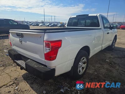 Trzecie zdjęcie samochodu z tyłu: 2019 NISSAN TITAN S VIN:1N6AA1R70KN521908 - miniatura