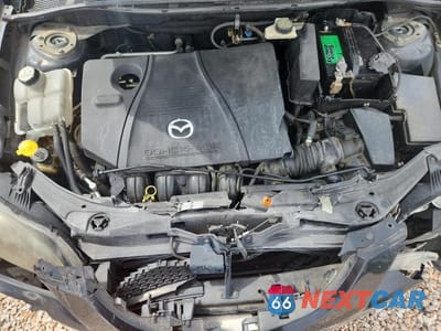 Zdjęcie 11 z 12 samochodu: 2004 MAZDA 3 I VIN:JM1BK12F441126825 - miniatura