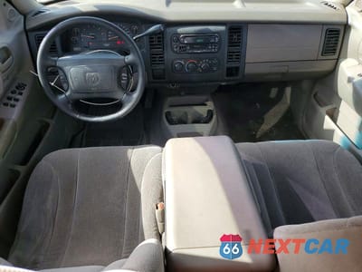 Zdjęcie 8 z 13 samochodu: 2001 DODGE DAKOTA QUAD VIN:1B7GL2AN71S103546 - miniatura