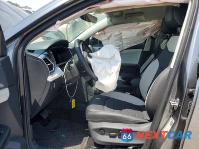 Zdjęcie 7 z 13 samochodu: 2025 VOLKSWAGEN TAOS SEL VIN:3VV4C7B23SM008224 - miniatura