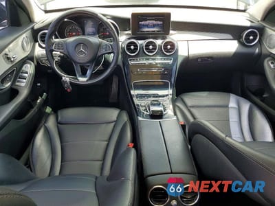 Zdjęcie 8 z 12 samochodu: 2015 MERCEDES-BENZ C 300 VIN:55SWF4JB6FU082874 - miniatura