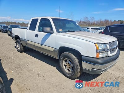 Czwarte zdjęcie samochodu z boku: 2003 CHEVROLET SILVERADO K1500 VIN:2GCEK19T931167906 - miniatura