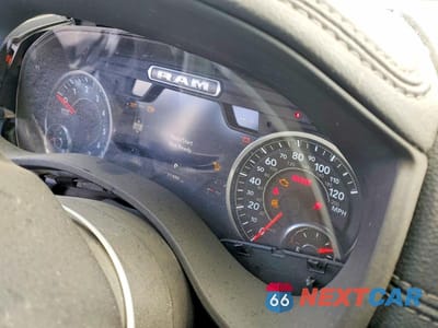 Zdjęcie 9 z 12 samochodu: 2025 RAM 1500 LARAMIE VIN:1C6SRFJP2SN567773 - miniatura