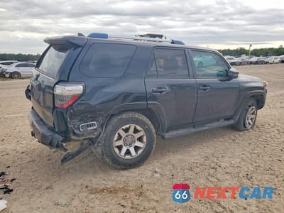 Trzecie zdjęcie samochodu z tyłu: 2016 TOYOTA 4RUNNER TRAIL VIN:JTEBU5JR1G5389988 - miniatura