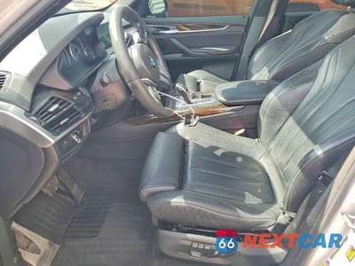 Zdjęcie 6 z 12 samochodu: 2017 BMW X5 SDRIVE35I VIN:5UXKR2C35H0X05774 - miniatura