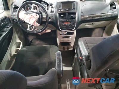 Zdjęcie 8 z 13 samochodu: 2011 DODGE GRAND CARAVAN CREW VIN:2D4RN5DG1BR661299 - miniatura