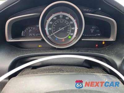 Zdjęcie 9 z 11 samochodu: 2016 MAZDA 3 TOURING VIN:JM1BM1L71G1279006 - miniatura