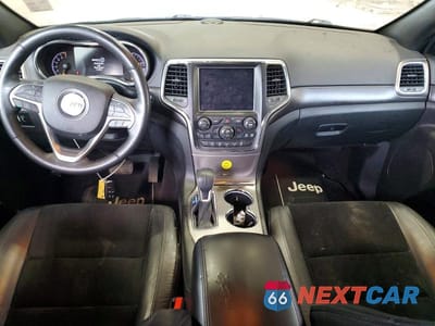 Zdjęcie 8 z 11 samochodu: 2018 JEEP GRAND CHEROKEE LAREDO VIN:1C4RJEAG8JC407836 - miniatura