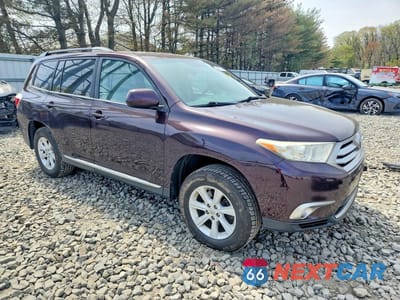 Czwarte zdjęcie samochodu z boku: 2012 TOYOTA HIGHLANDER SE VIN:5TDBK3EH7CS161952 - miniatura