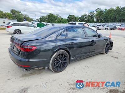 Trzecie zdjęcie samochodu z tyłu: 2022 AUDI A8 L VIN:WAULDAF81NN009592 - miniatura