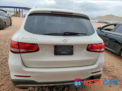 Zdjęcie 6 z 12 samochodu: 2016 MERCEDES-BENZ GLC 300 VIN:WDC0G4JB9GF090091 - miniatura