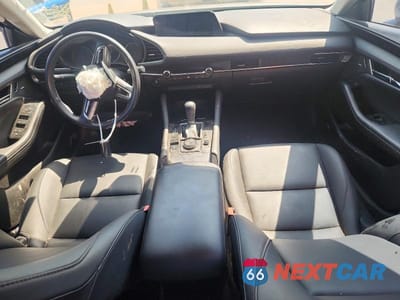 Zdjęcie 8 z 11 samochodu: 2019 MAZDA 3 PREFERRED VIN:3MZBPADLXKM113028 - miniatura