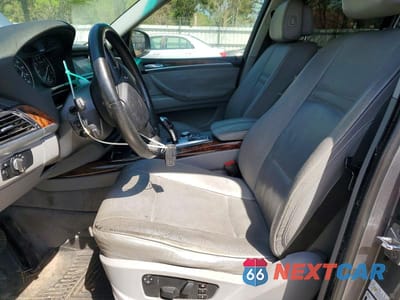 Zdjęcie 7 z 12 samochodu: 2008 BMW X5 3.0I VIN:5UXFE435X8L000171 - miniatura