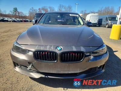 Piąte zdjęcie samochodu w środku: 2015 BMW 328 XI SULEV VIN:WBA3B5C51FF960555 - miniatura