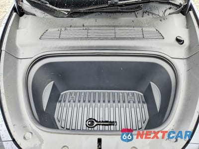 Zdjęcie 11 z 12 samochodu: 2024 TESLA MODEL Y VIN:7SAYGDEE6RF013881 - miniatura