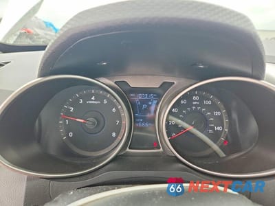 Zdjęcie 9 z 13 samochodu: 2013 HYUNDAI VELOSTER BASE VIN:KMHTC6AD7DU101328 - miniatura