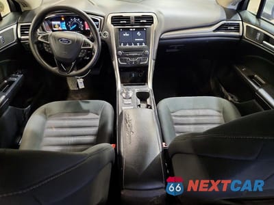 Zdjęcie 8 z 12 samochodu: 2017 FORD FUSION SE VIN:3FA6P0H78HR370590 - miniatura